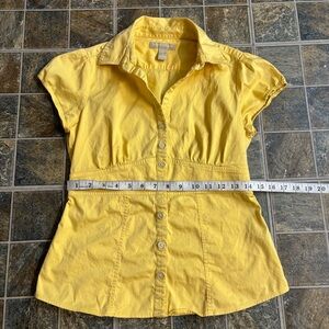 Banana Republic Yellow Button-Down Shirt
